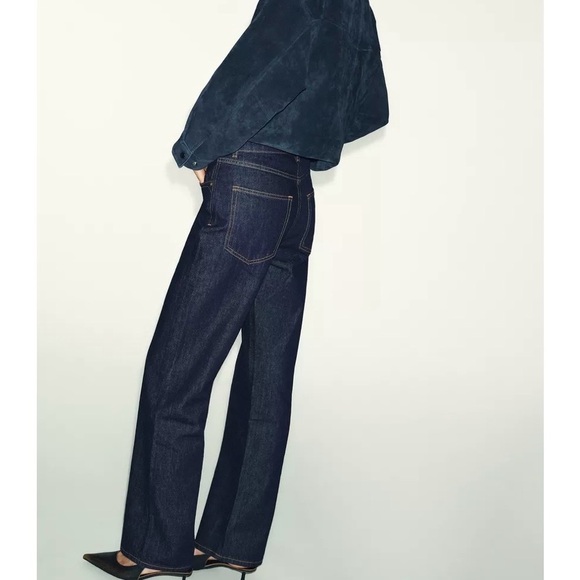 ZARA STRAIGHT FIT HIGH WAIST JEANS SIZE 4 reg $59.90 - Picture 5 of 13